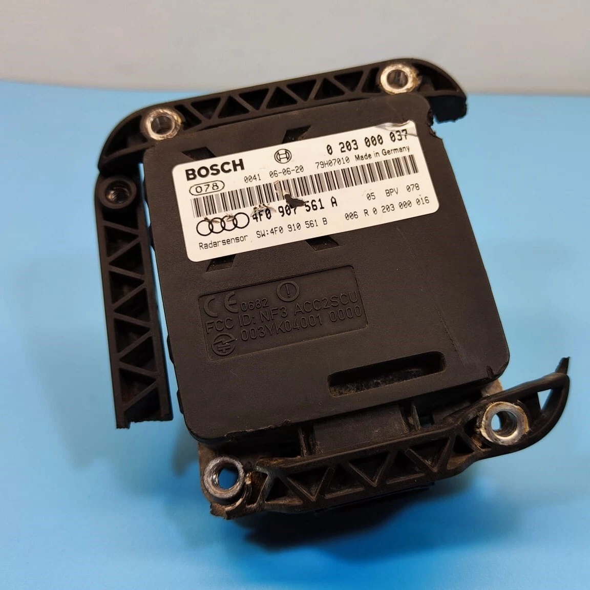 3D printed distance sensor bracket replacing 4F0998561A for Audi, VW, Škoda, BMW 4F0998561A — 7